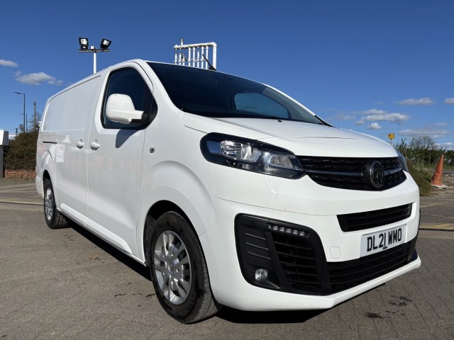 VAUXHALL VIVARO