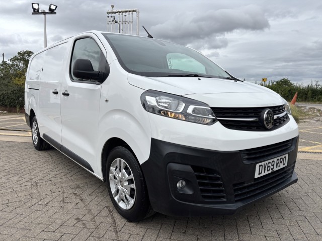 VAUXHALL VIVARO