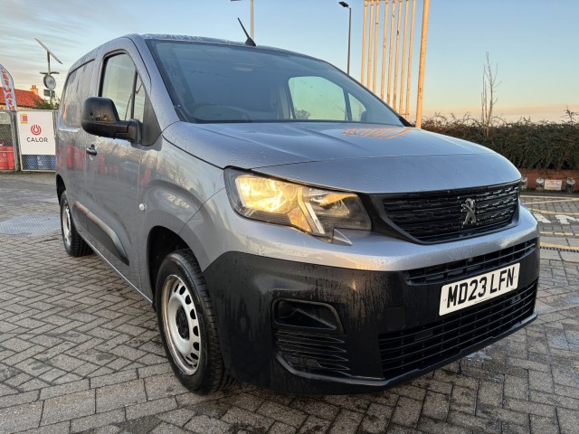 PEUGEOT PARTNER