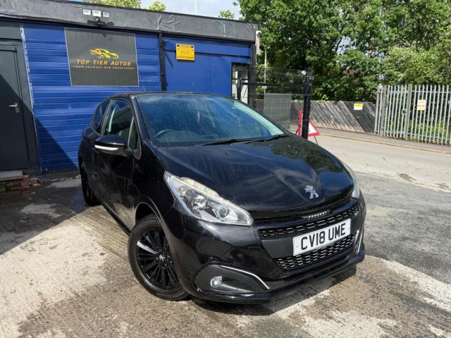 PEUGEOT 208 1.2 PureTech Black Edition Euro 6 3dr