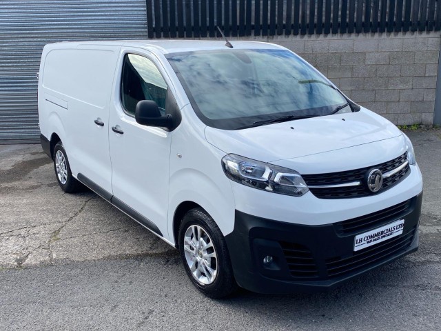 VAUXHALL VIVARO 1.5 Turbo D 2900 Dynamic
