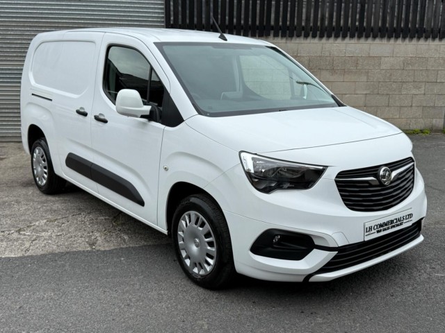 VAUXHALL COMBO 1.5 Turbo D 2300 Sportive L2 H1 Euro 6 4dr