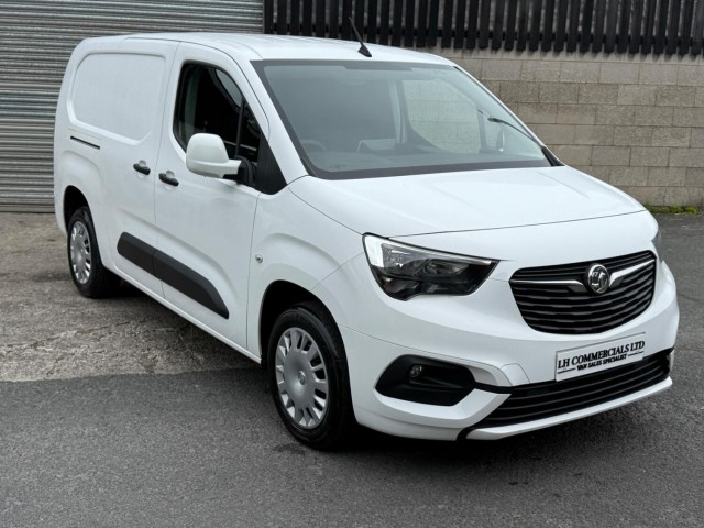 VAUXHALL COMBO 1.5 Turbo D 2300 Sportive L2 H1 Euro 6 4dr