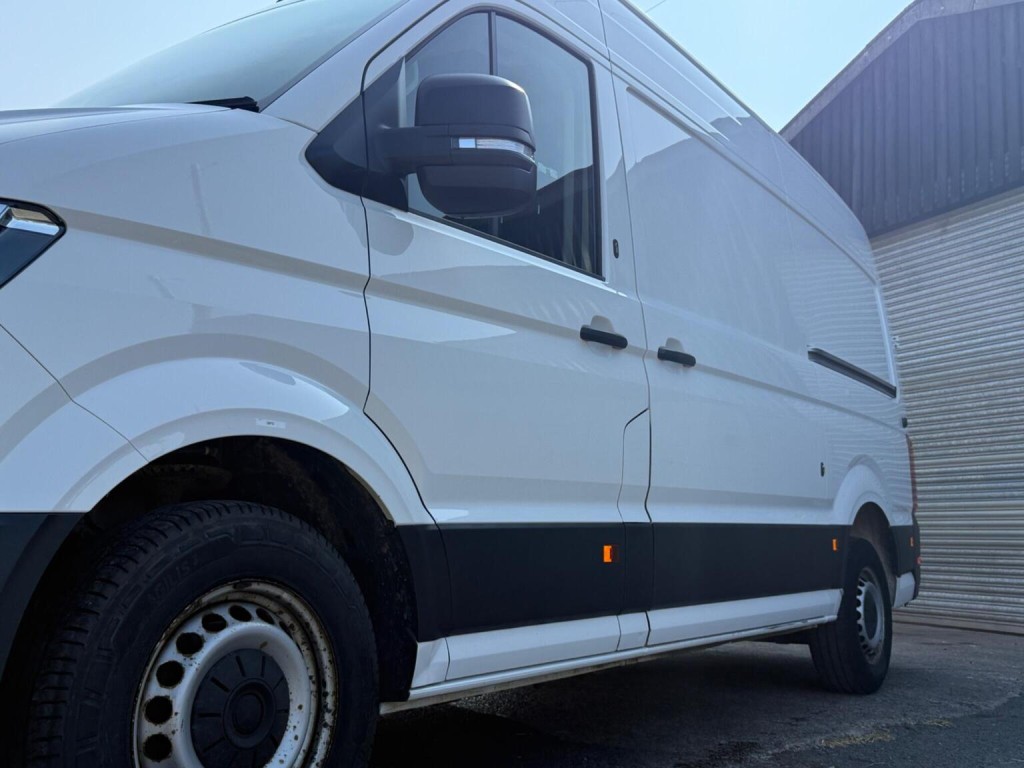 VOLKSWAGEN CRAFTER