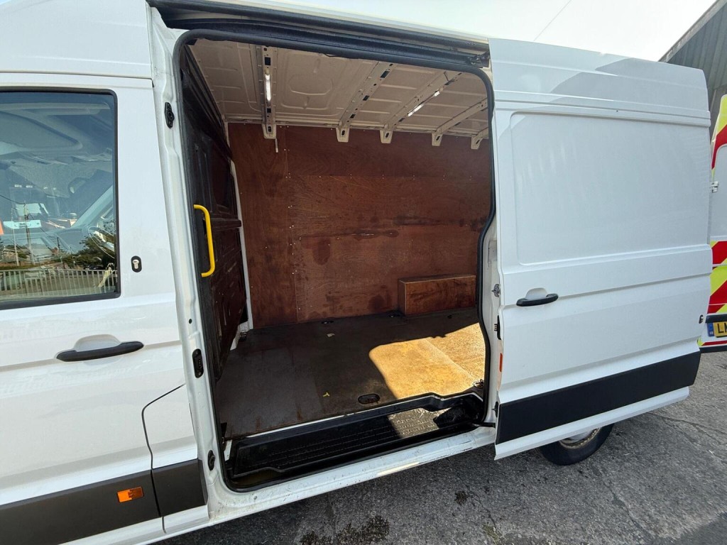 VOLKSWAGEN CRAFTER