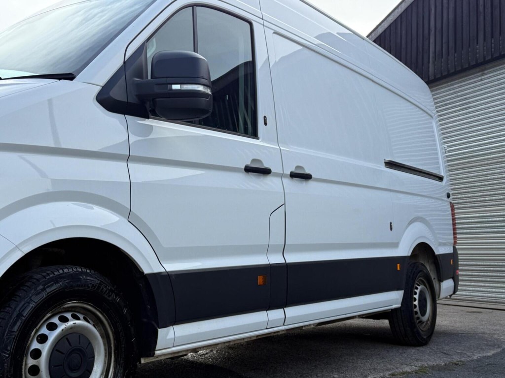 VOLKSWAGEN CRAFTER