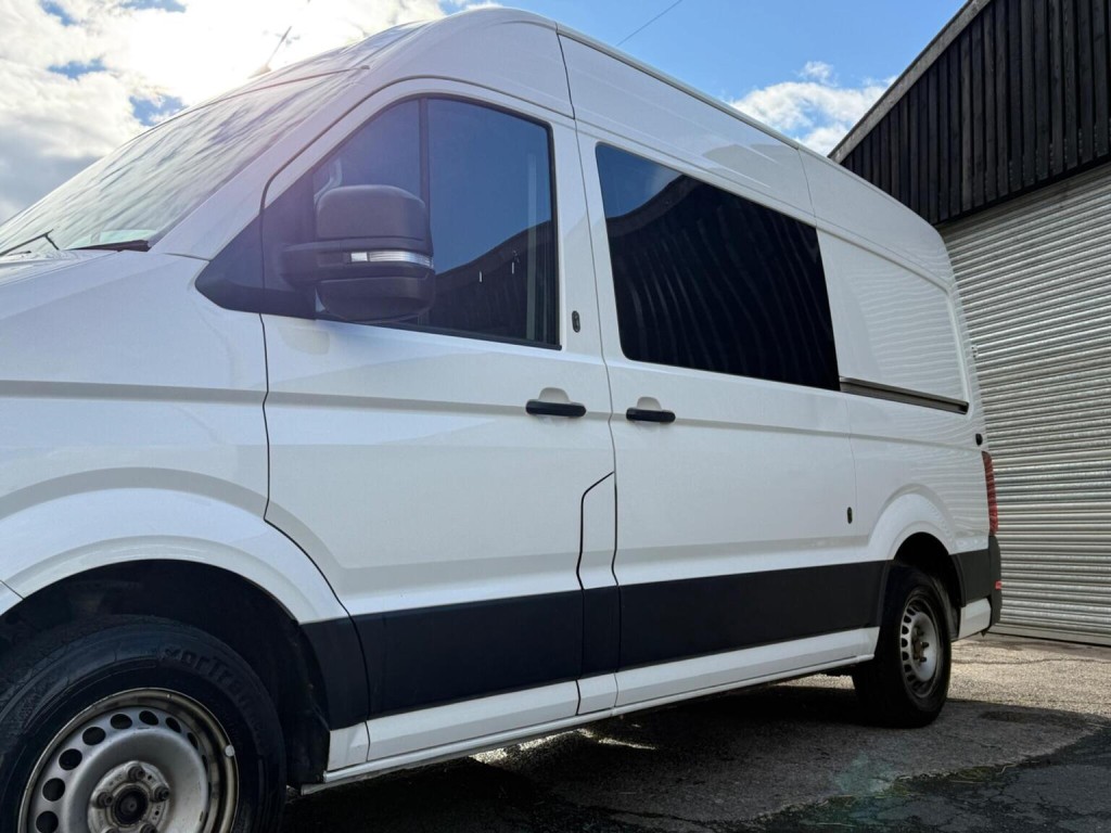 VOLKSWAGEN CRAFTER