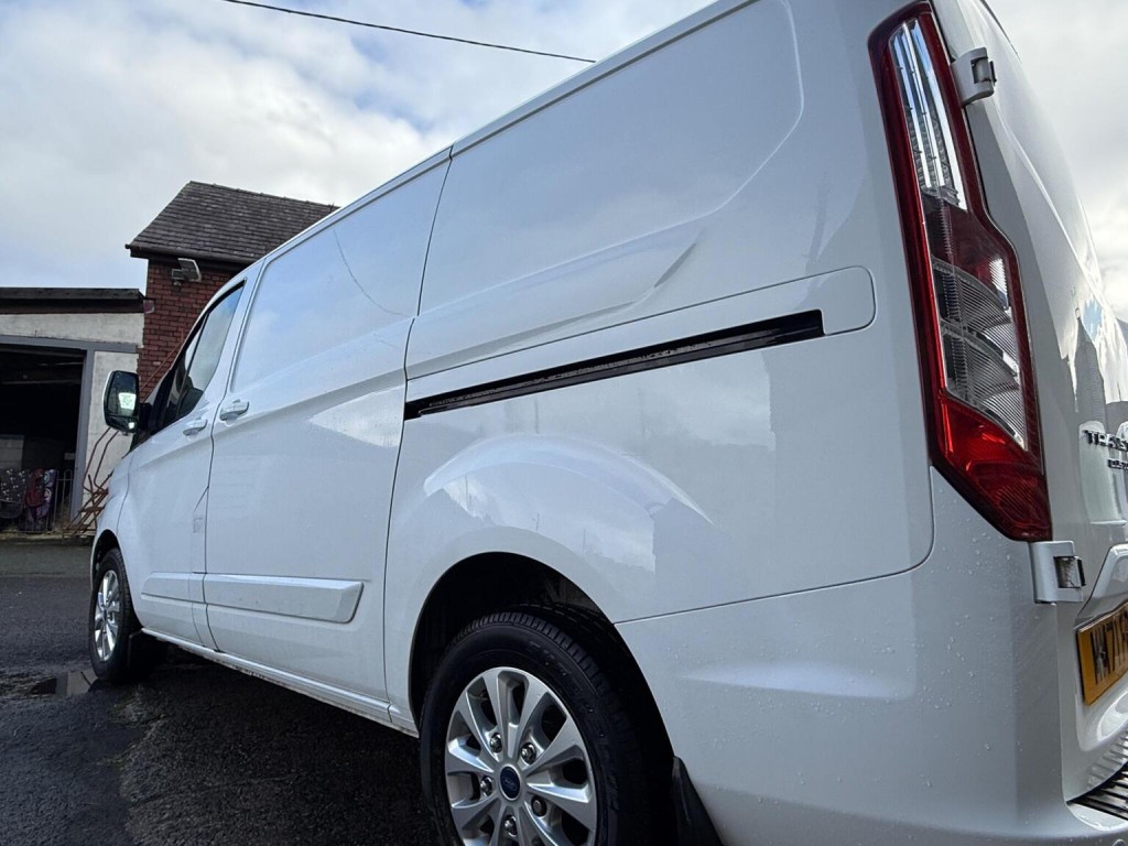 FORD TRANSIT CUSTOM