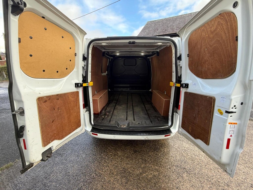 FORD TRANSIT CUSTOM