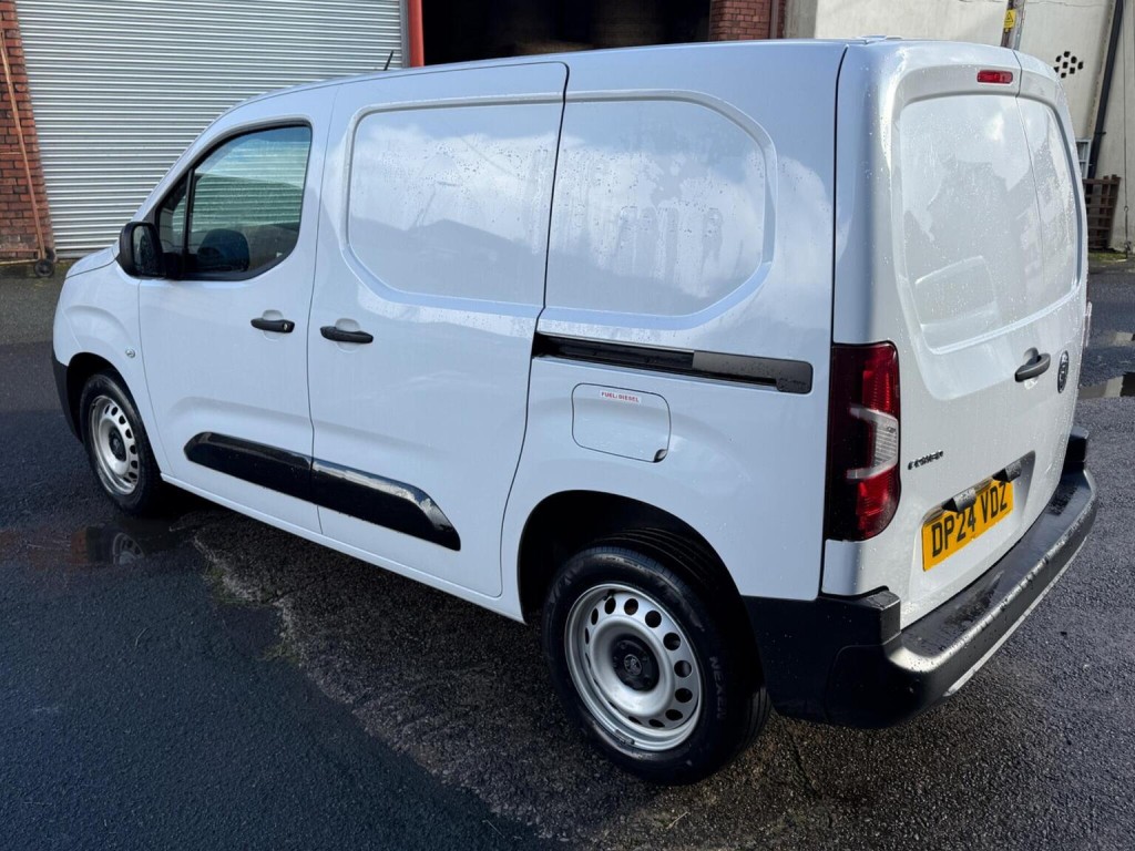 VAUXHALL COMBO
