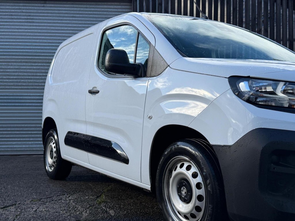 VAUXHALL COMBO