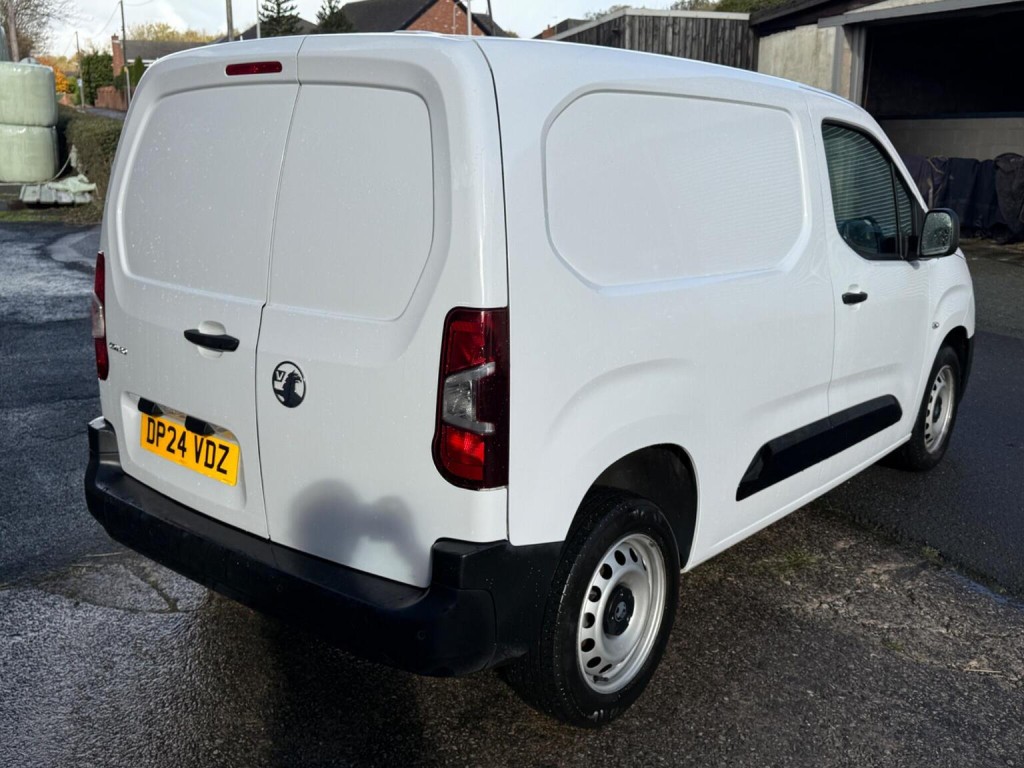 VAUXHALL COMBO