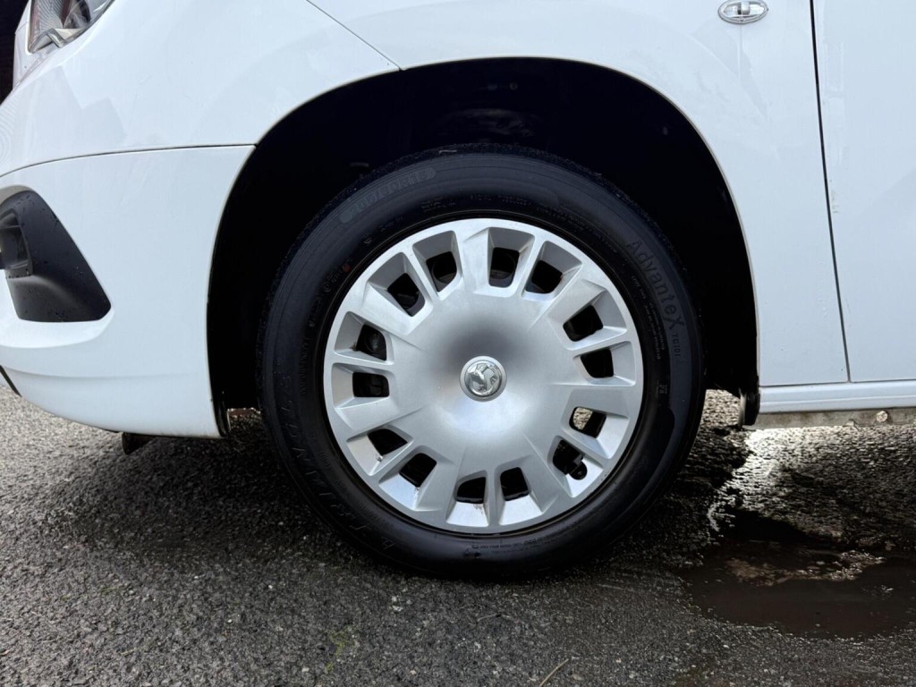 VAUXHALL COMBO