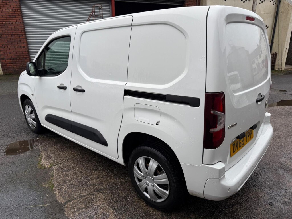 VAUXHALL COMBO