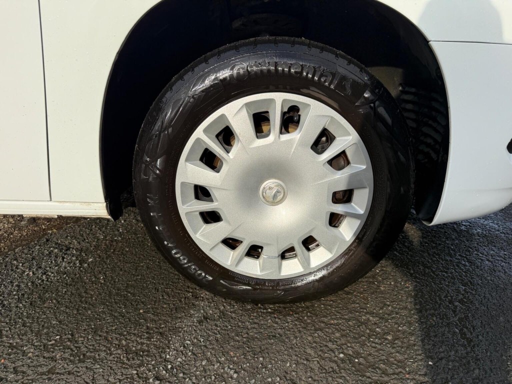 VAUXHALL COMBO