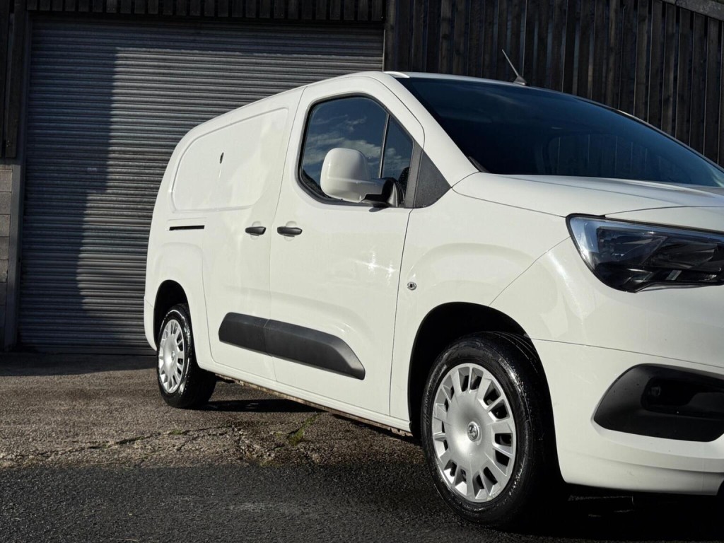 VAUXHALL COMBO