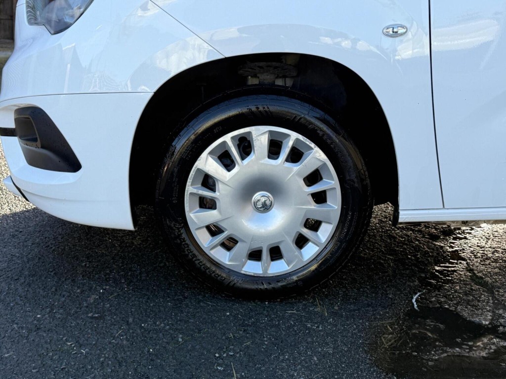 VAUXHALL COMBO
