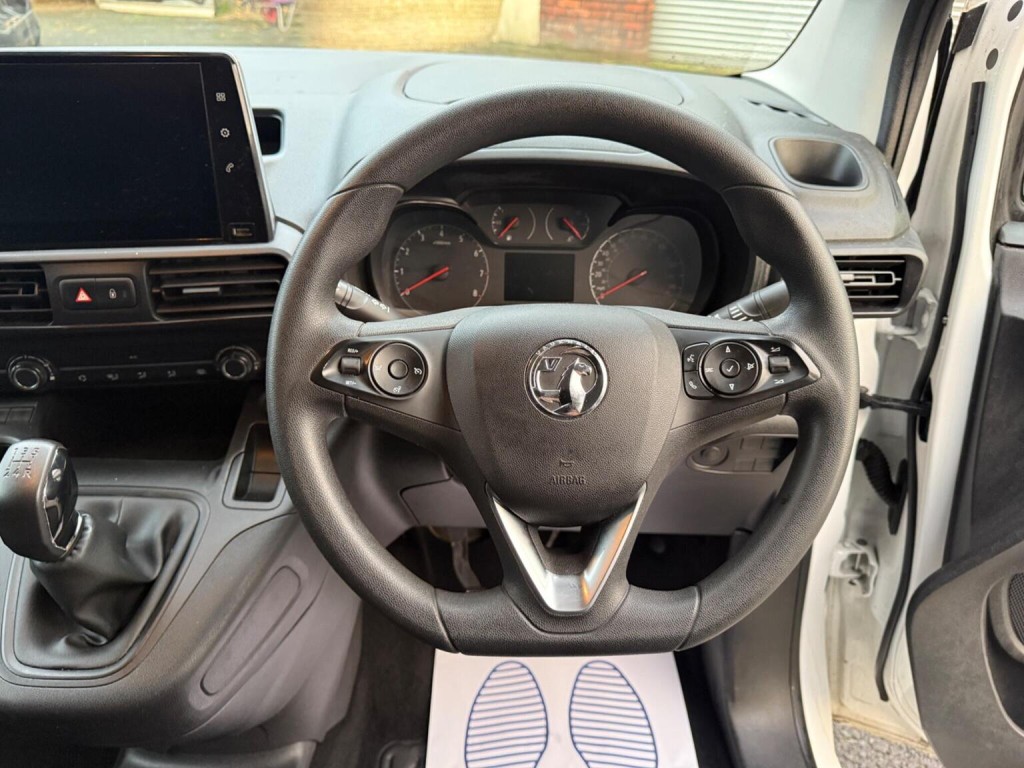 VAUXHALL COMBO