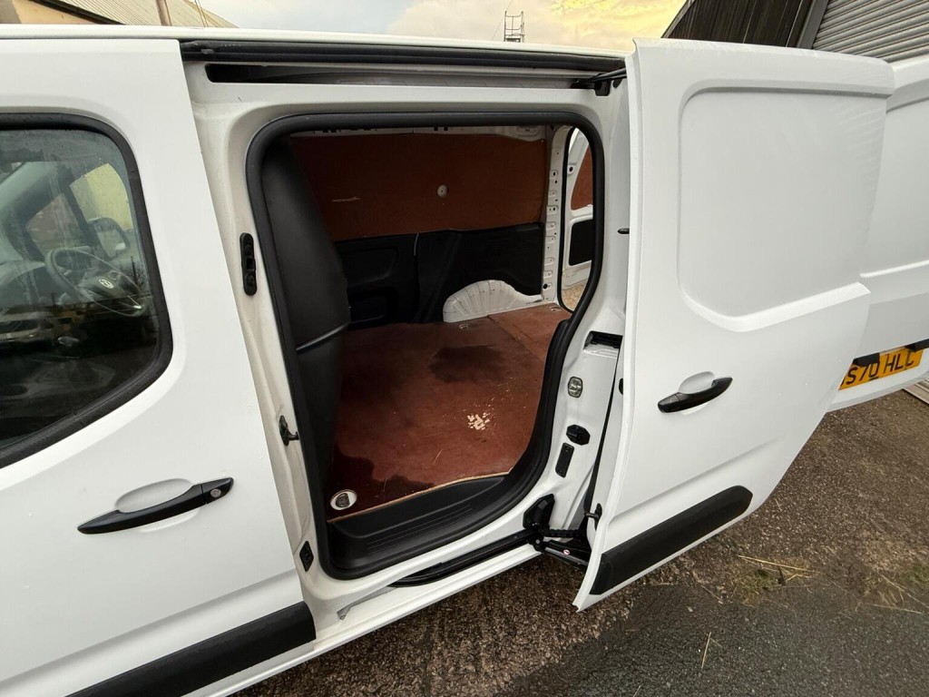 VAUXHALL COMBO