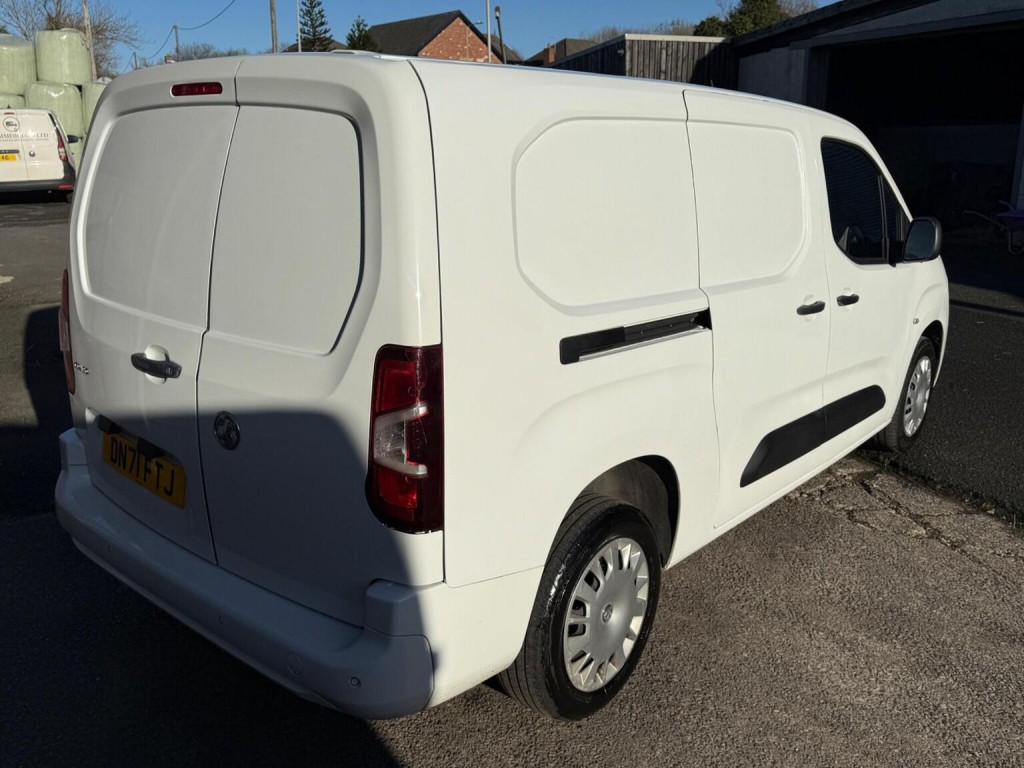 VAUXHALL COMBO