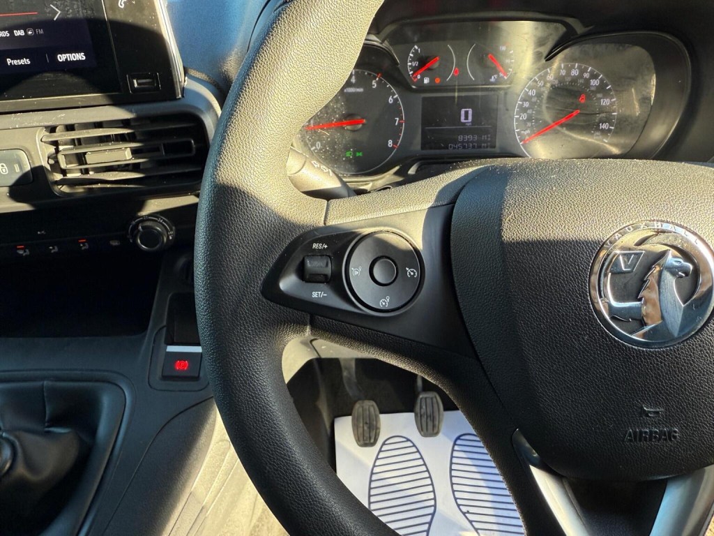 VAUXHALL COMBO