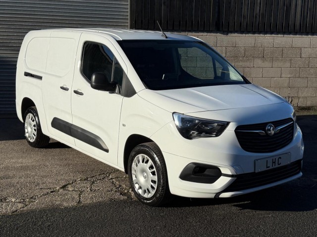 VAUXHALL COMBO 1.5 Turbo D 2300 Sportive L2 H1 Euro 6 4dr