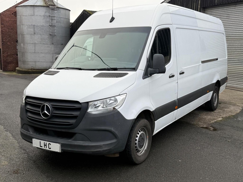 MERCEDES-BENZ SPRINTER