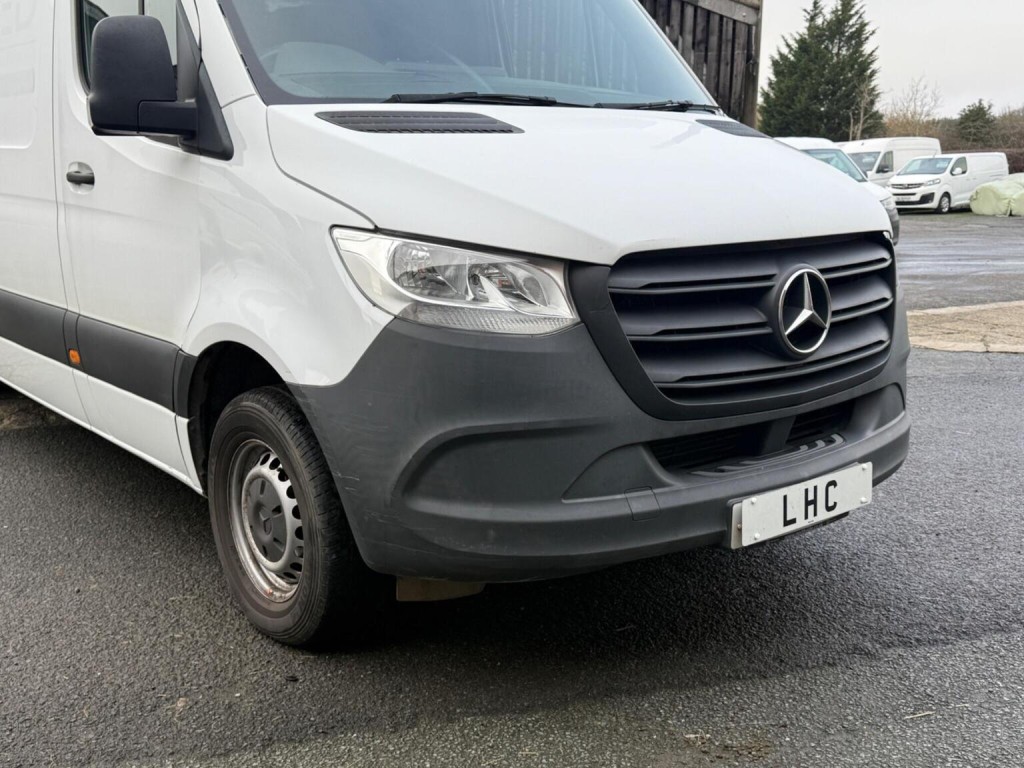 MERCEDES-BENZ SPRINTER