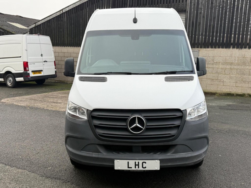 MERCEDES-BENZ SPRINTER