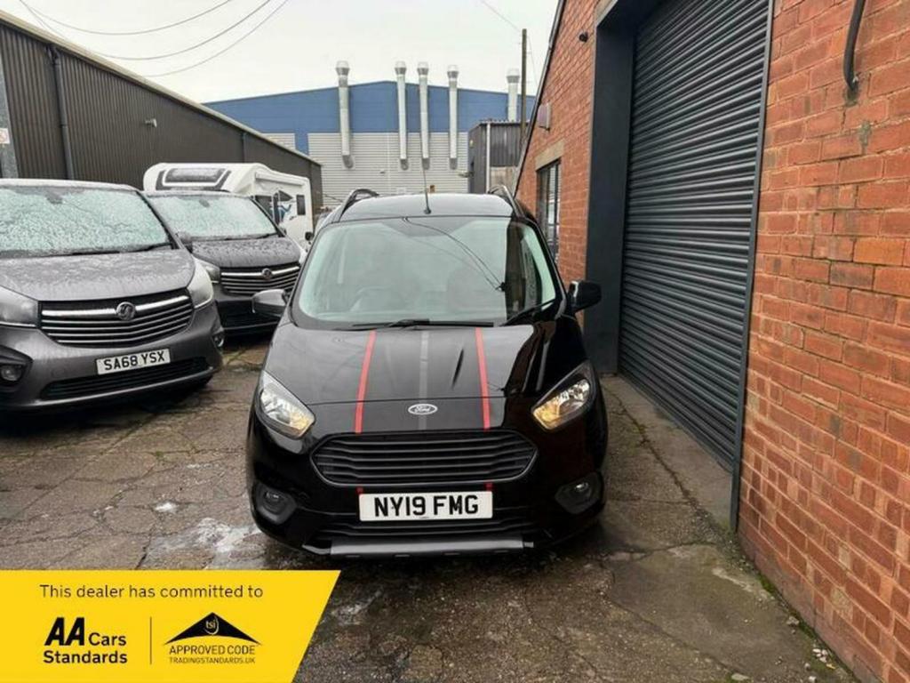 FORD TRANSIT COURIER