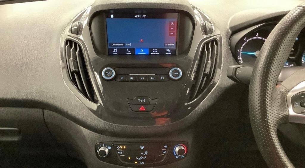 FORD TRANSIT COURIER