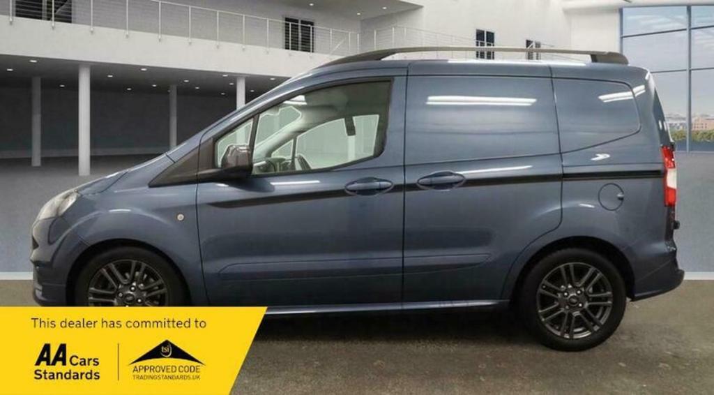 FORD TRANSIT COURIER