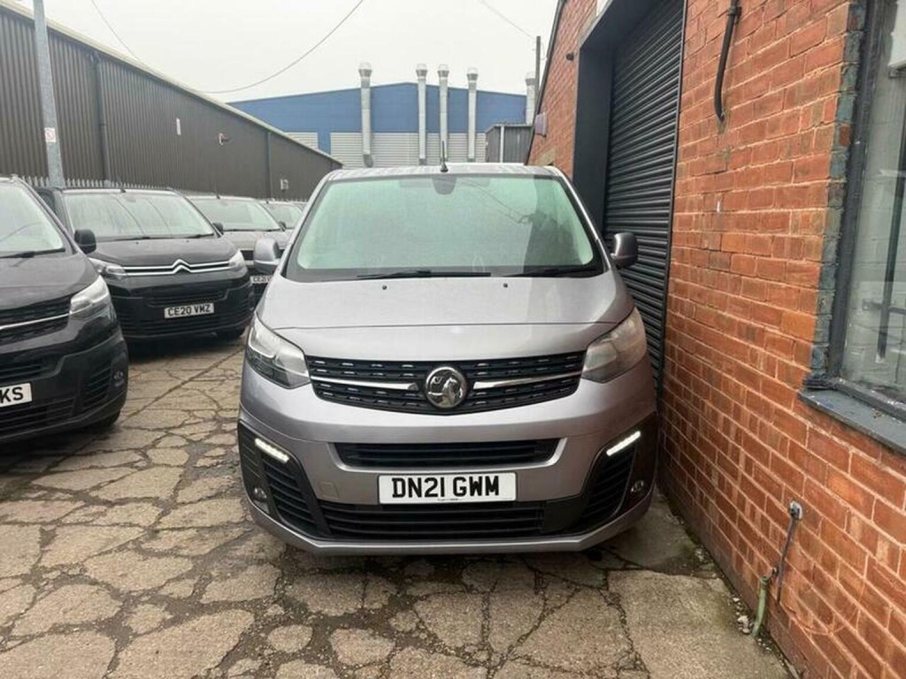 VAUXHALL VIVARO