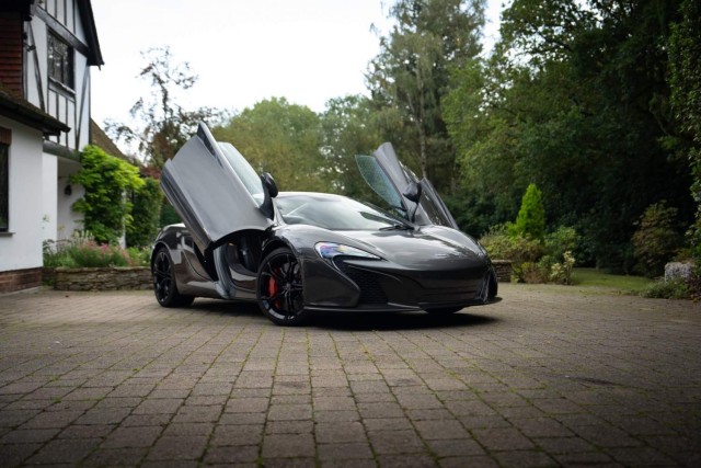 MCLAREN 650S