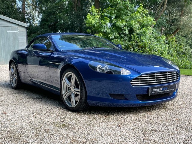 ASTON MARTIN DB9