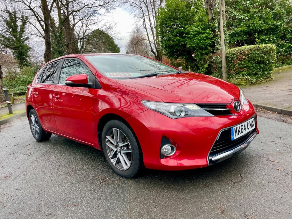 TOYOTA AURIS 1.6 V-Matic Icon Plus Euro 5 5dr