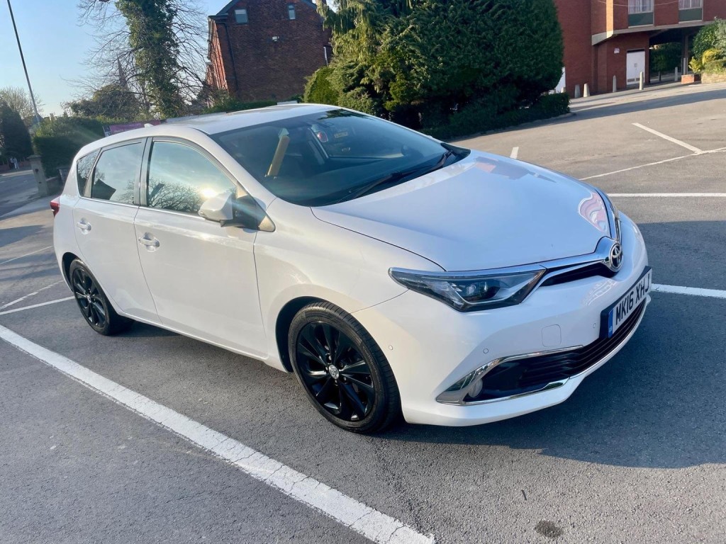 TOYOTA AURIS 1.6 D-4D Excel Euro 6 (s/s) 5dr
