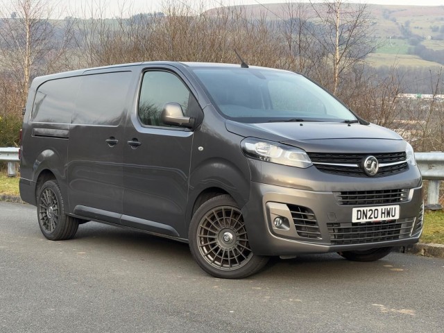 VAUXHALL VIVARO