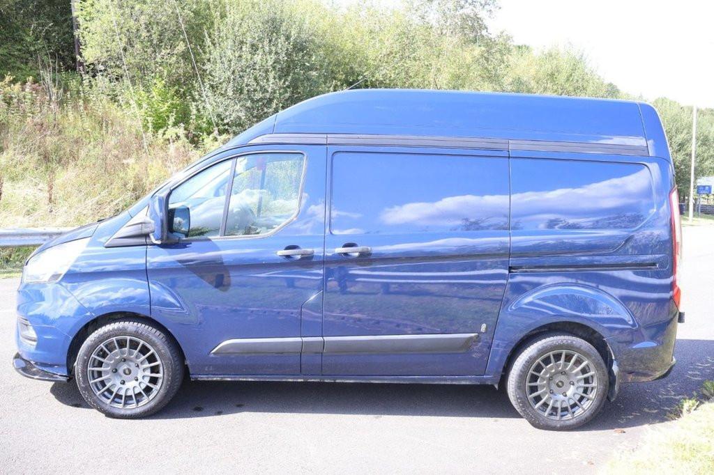 FORD TOURNEO
