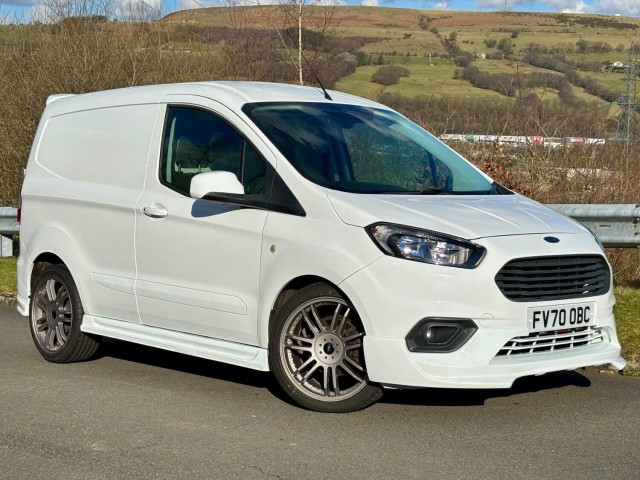 FORD TRANSIT COURIER