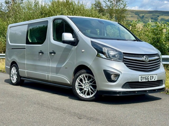 VAUXHALL VIVARO