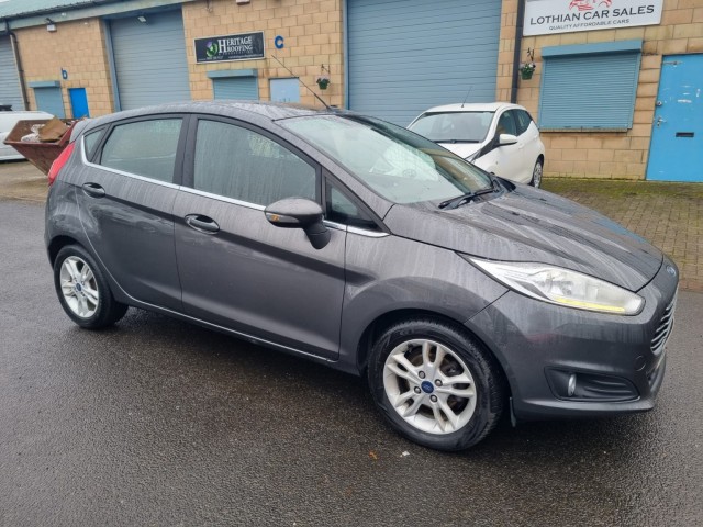 FORD FIESTA 1.3 Zetec