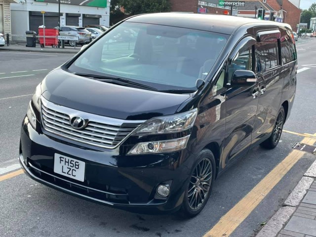 TOYOTA VELLFIRE