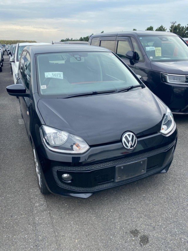 VOLKSWAGEN UP