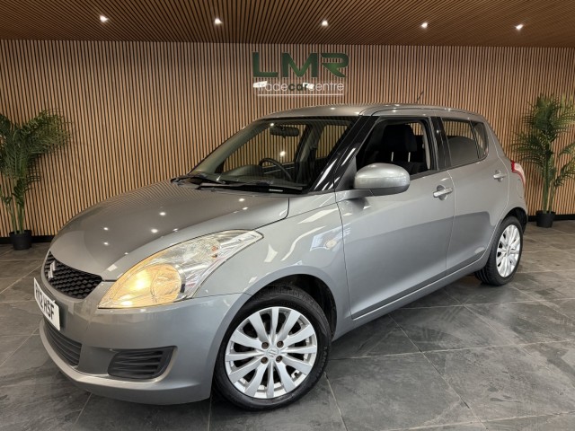 SUZUKI SWIFT