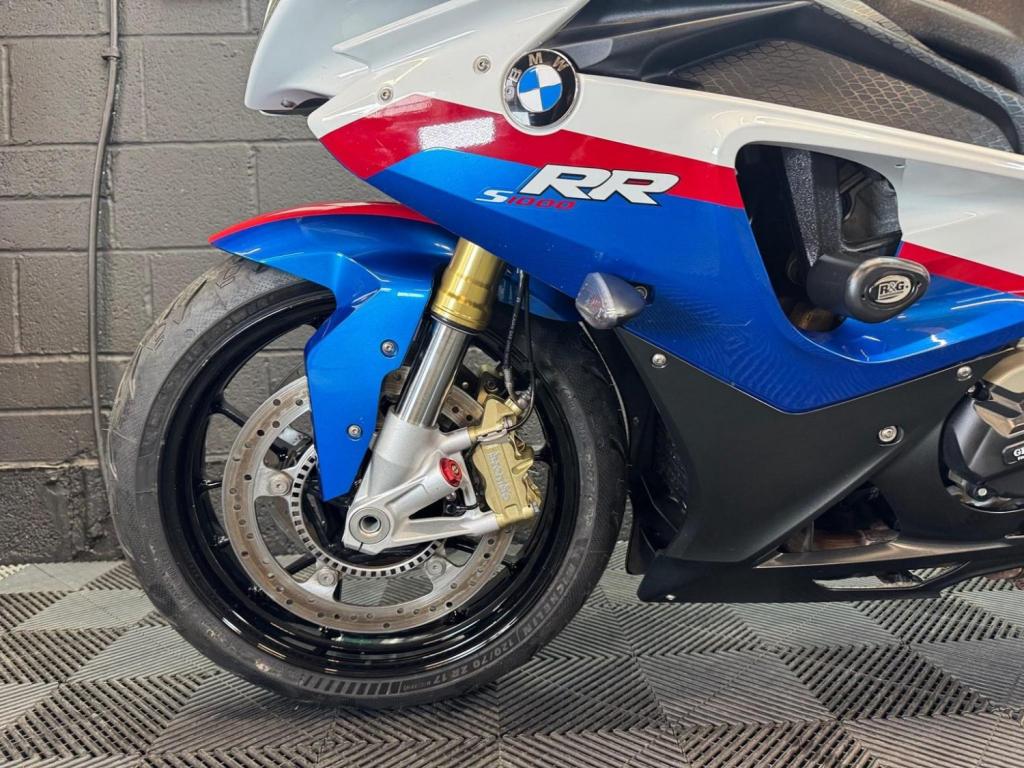 BMW S1000RR