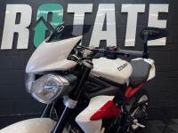 TRIUMPH STREET TRIPLE 675