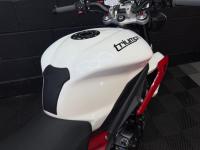 TRIUMPH STREET TRIPLE 675