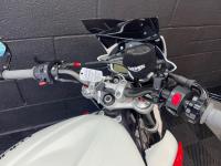 TRIUMPH STREET TRIPLE 675