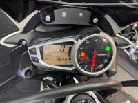 TRIUMPH STREET TRIPLE 675